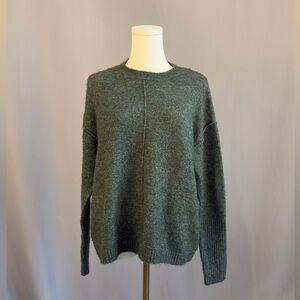 Elegant Mossy Green Women's Sweater